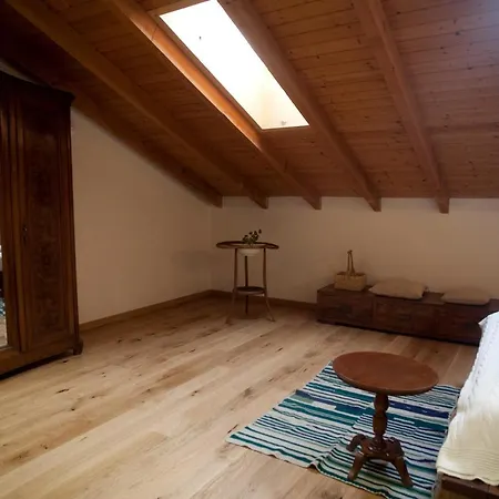 Lägenhetshotell Cascina Borgofrancone Gera Lario