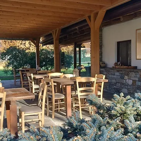 Cascina Borgofrancone Апарт-отель Джера-Ларио