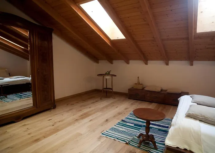 Appart hôtel Cascina Borgofrancone Gera Lario