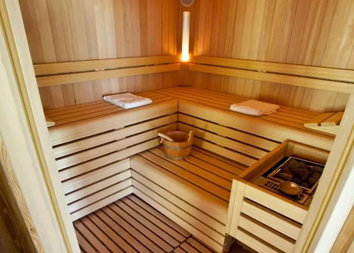 Cascina Borgofrancone Appart hôtel 4*