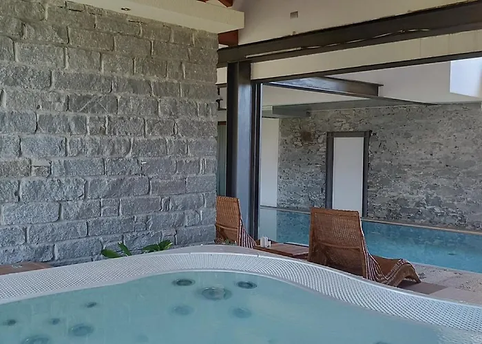 Appart hôtel Cascina Borgofrancone Gera Lario