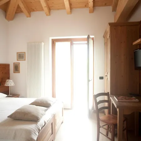 Aparthotel Cascina Borgofrancone 3*
