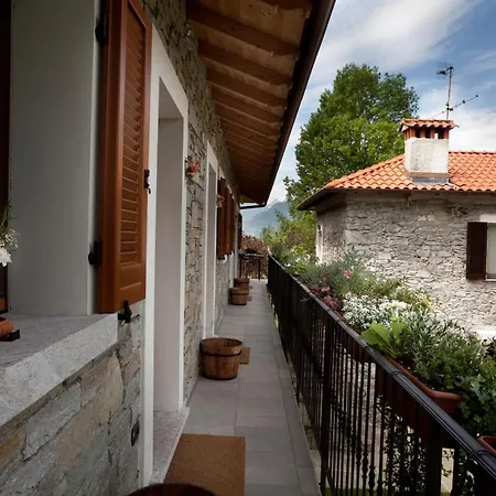 Cascina Borgofrancone Aparthotel