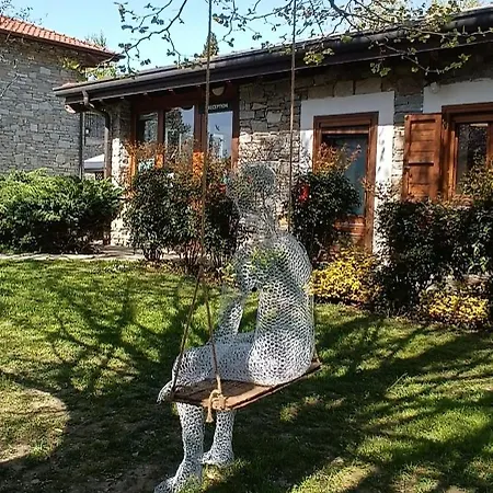 Cascina Borgofrancone Aparthotel